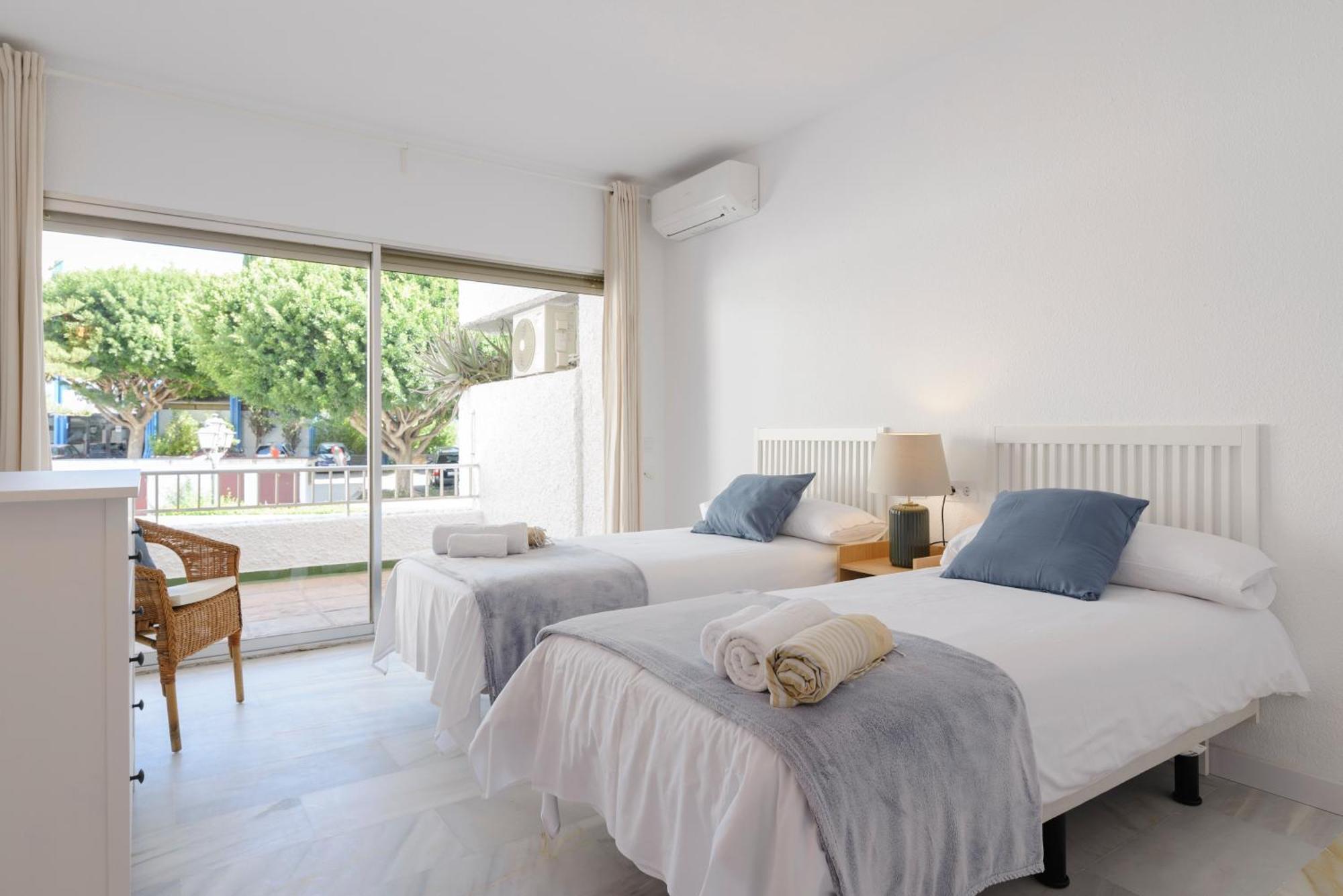 Jardines Del Mar Apartments ماربيا المظهر الخارجي الصورة
